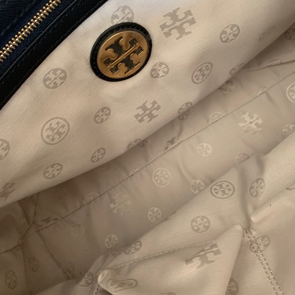 Tory Burch Handbag - Picture 3 of 6